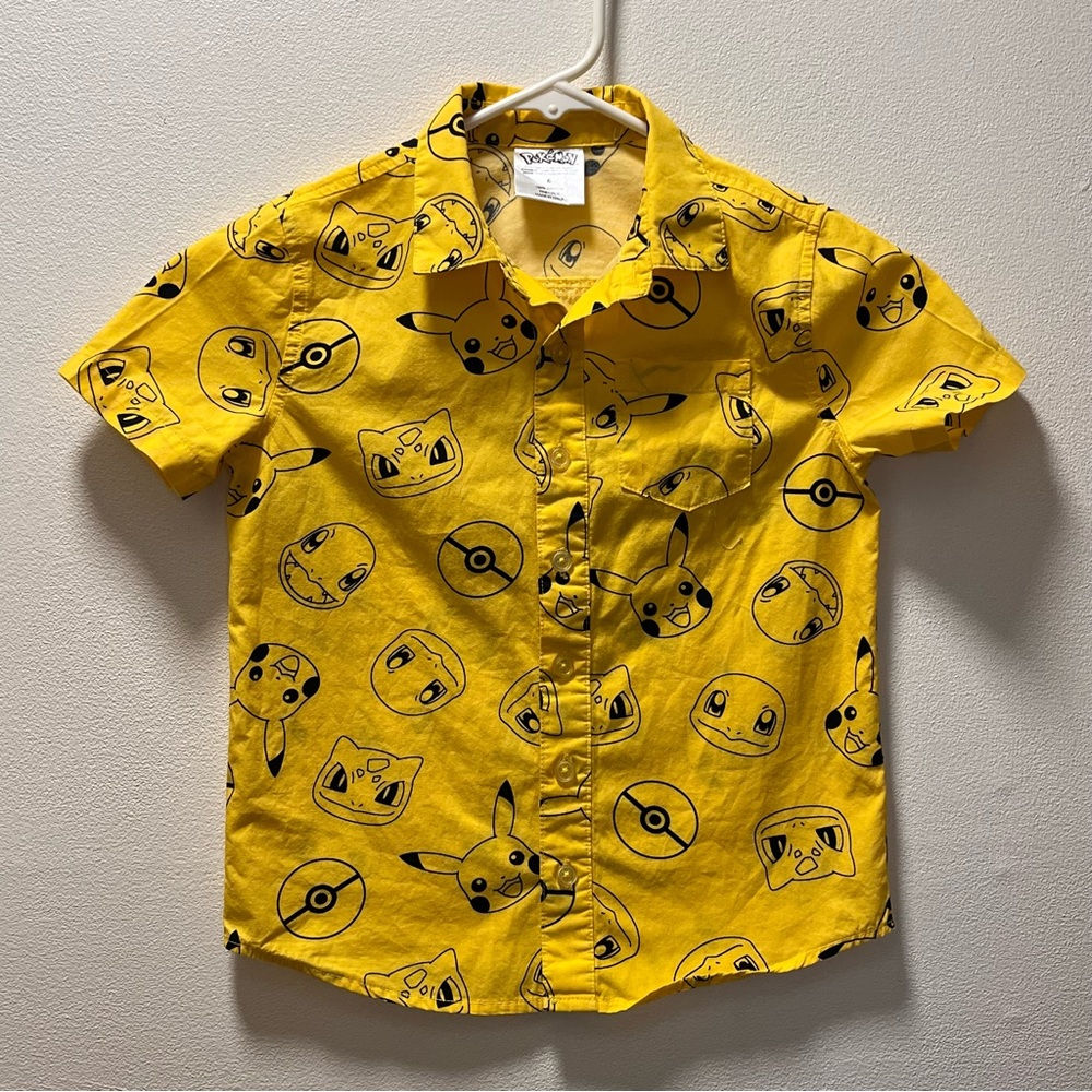 Pokémon Bright Fun Character Graphic Print Short Sleeve Button Down, Sz 6 Youth